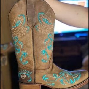 Woman Western boots